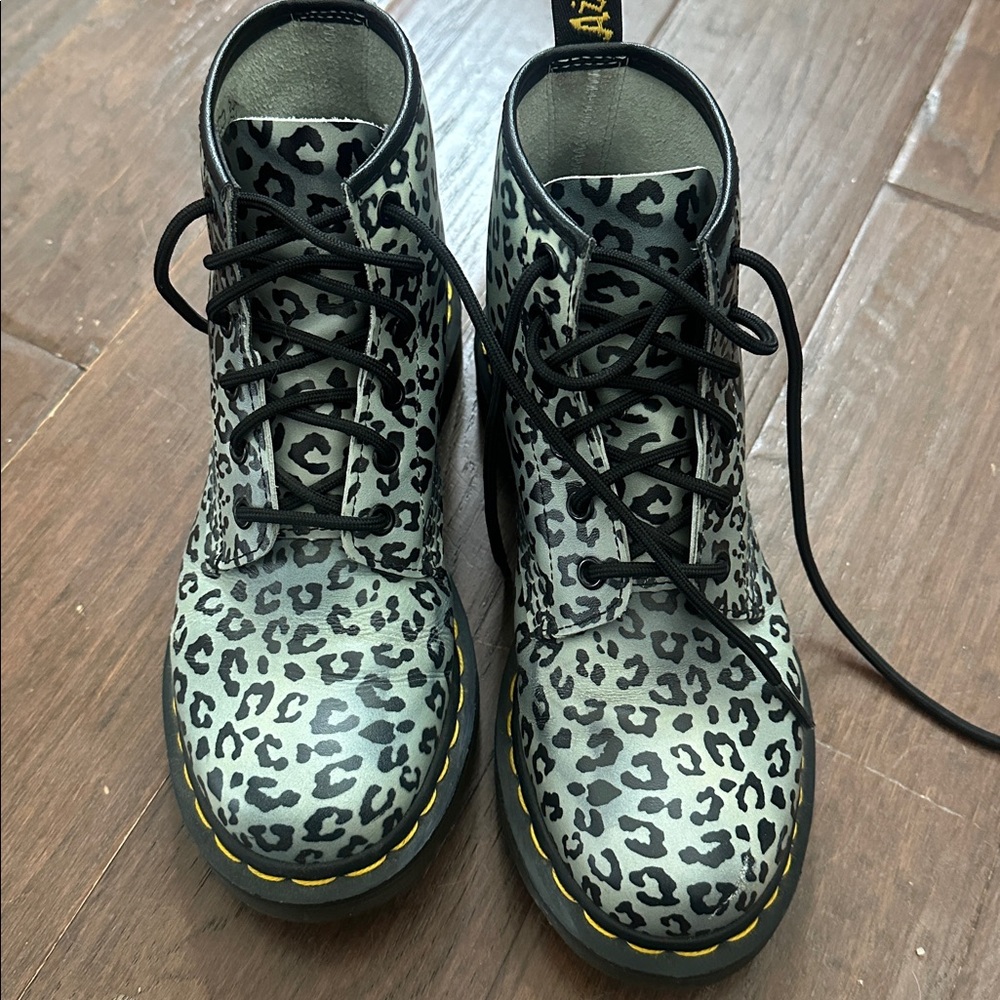 Dr Martens women’s boots